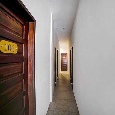 Oyo 91211 Mega Comfort Guest House Медан Екстер'єр фото