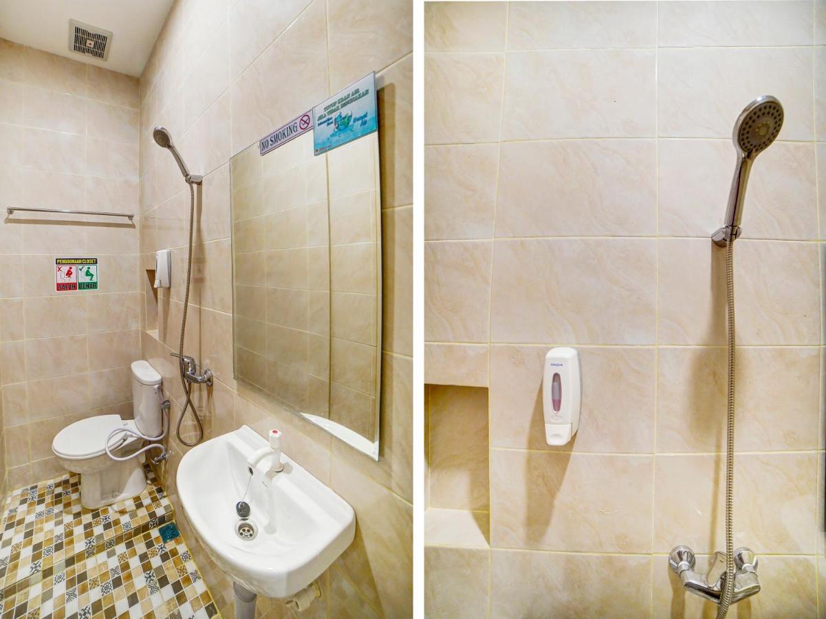 Oyo 91211 Mega Comfort Guest House Медан Екстер'єр фото
